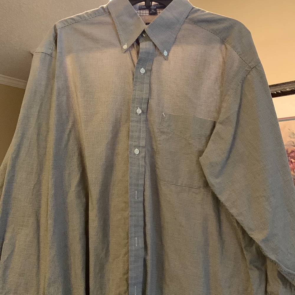 Mens large 16 32/33 Hilfiger button down shirt